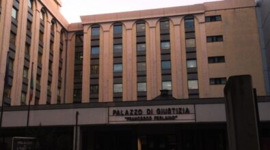 Arresti a Cosenza, modificate quattro misure cautelari: De Mari lascia il carcere