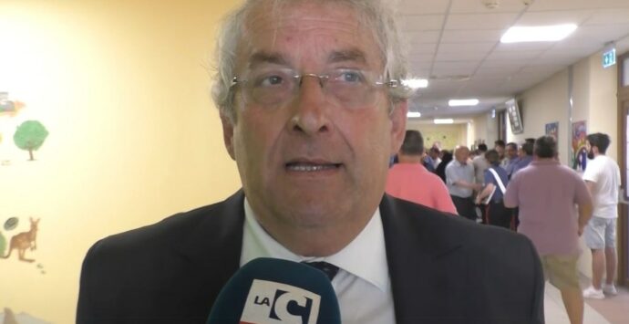 Il sindaco Magorno: «Dico sì al polo ospedaliero unico del Tirreno»