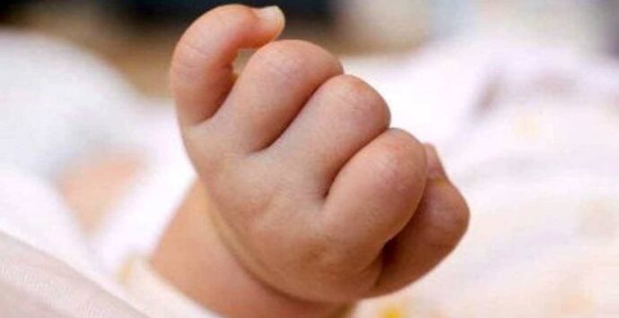 Un altro caso Enea, secondo neonato lasciato in ospedale a Milano