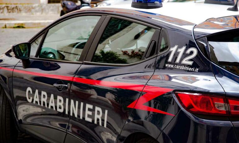 Castrovillari, nascondeva l’eroina nelle scarpe: arrestato dai carabinieri