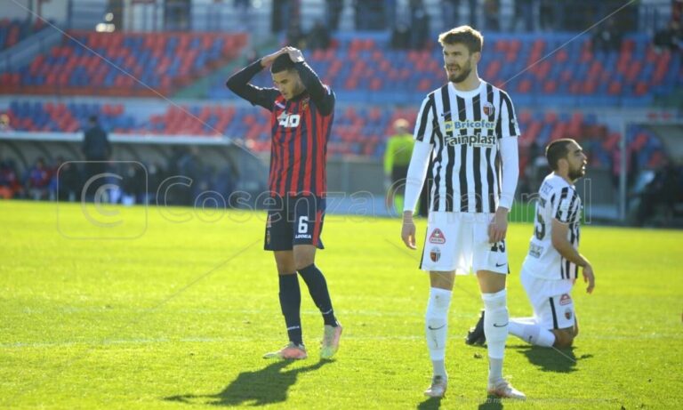 Cosenza-Ascoli 1-3 : gli highlights della partita