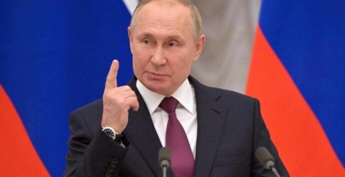 Putin pretende il pagamento del gas soltanto in rubli