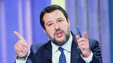Salvini boccia il Reddito di cittadinanza: «Va rivisto completamente»