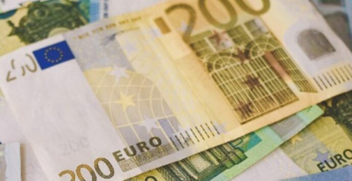 Bonus 200 euro, paga l’Inps o il datore di lavoro: tutti i dettagli