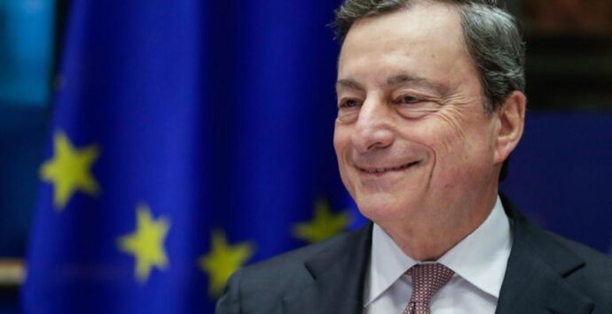 Draghi: «Accordo su embargo del petrolio russo è stato un successo»