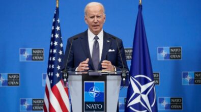 Nato, Biden: «Difenderemo ogni centimetro del territorio alleato»