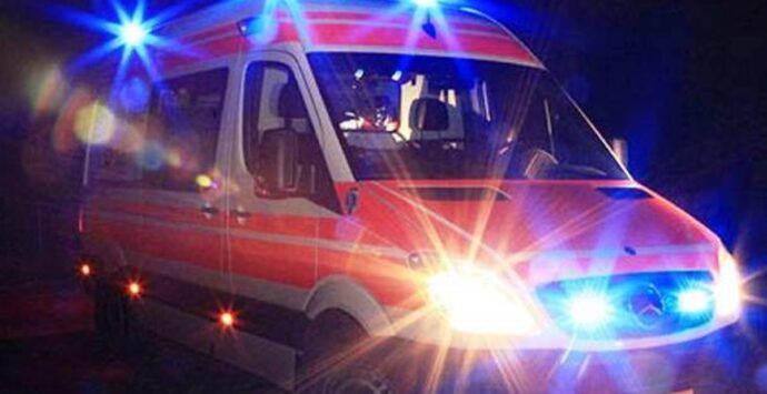 Strage in Emilia Romagna, quattro morti in un incidente stradale: tre sono minori