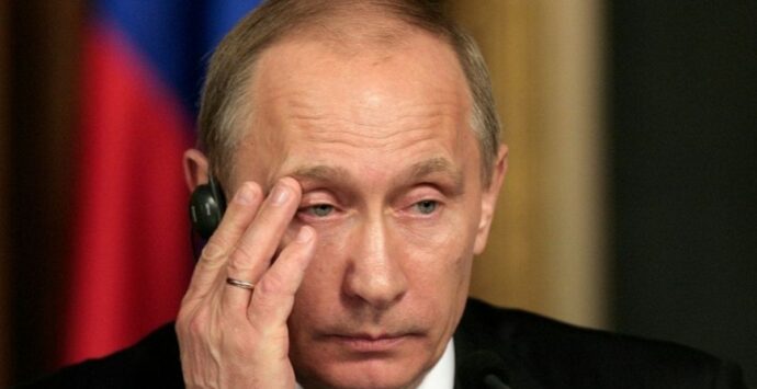 Russia, Putin ha una grave malattia: sarà presto operato per cancro