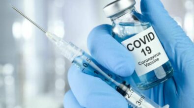 Vaccino Covid, Galli: «Quarta dose a over 60 non è da escludere»