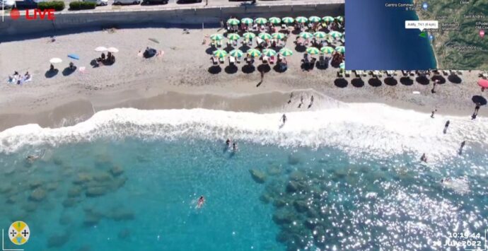 Mare pulito: elicotteri e droni della Regione per monitorare le coste, immagini in diretta sul web – VIDEO e FOTO