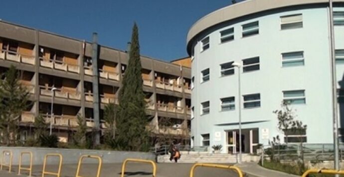 Ospedale di Castrovillari: il direttore sanitario c’è, ma è solo “part time”