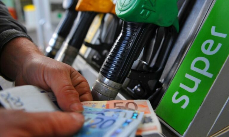 Prezzo benzina e diesel, si registra un nuovo calo in Italia
