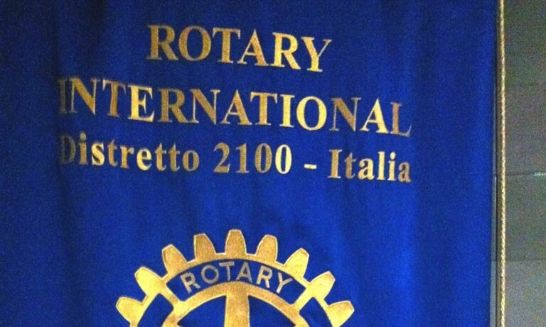 Rotary club Cosenza, Roberto Caruso è il nuovo presidente
