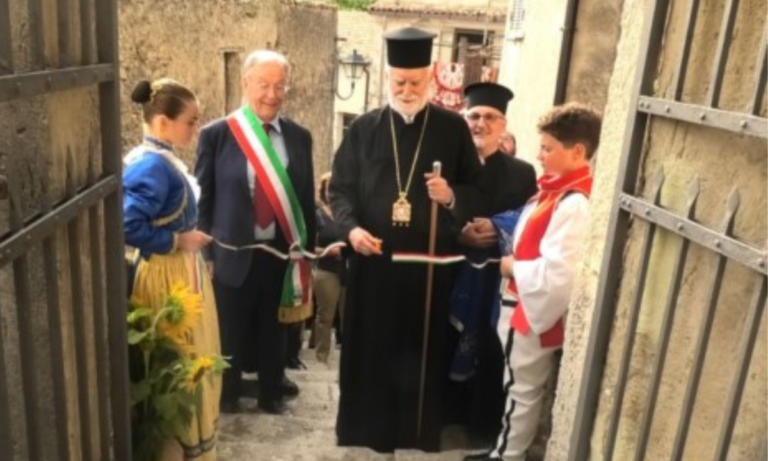 Torna alla comunità di Falconara Albanese la chiesa dell’Assunta e il romitorio (VIDEO)