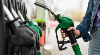 Prezzo benzina e diesel, sconto sui carburanti fino al 5 ottobre