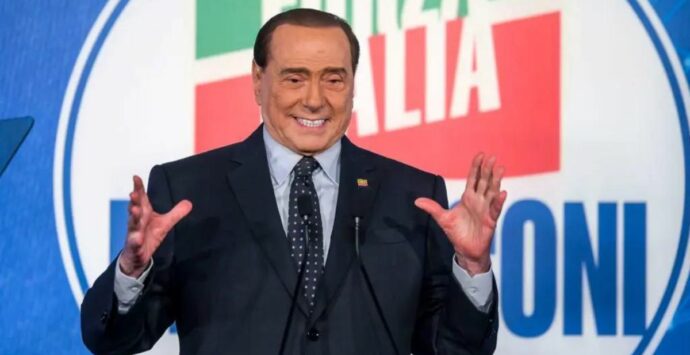 Berlusconi compie oggi 86 anni, festa in famiglia ad Arcore