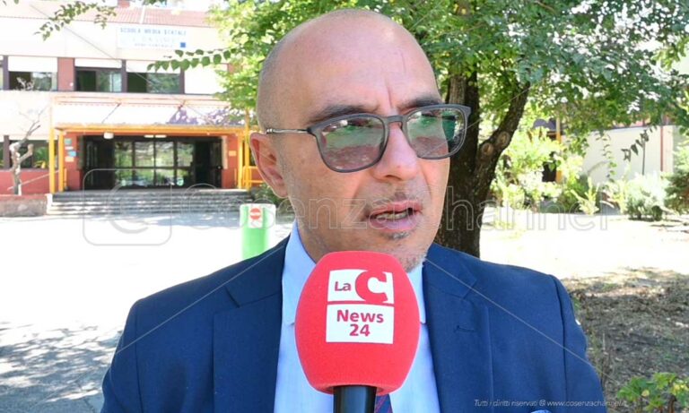 Il sindaco di Acri Capalbo: «Pieno sostegno al Partito Democratico»