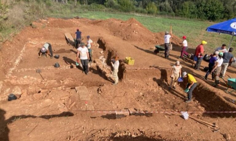 Laino Borgo, ritrovato (durante gli scavi) un settore di produzione di vasi