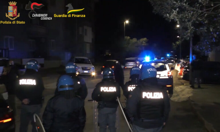 Il video dell’operazione anti ‘Ndrangheta a Cosenza