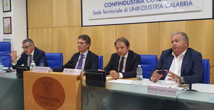 Zes, gli industriali calabresi incontrano il commissario Romano a Cosenza