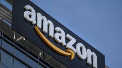 Amazon, in Italia prima causa penale contro le recensioni false