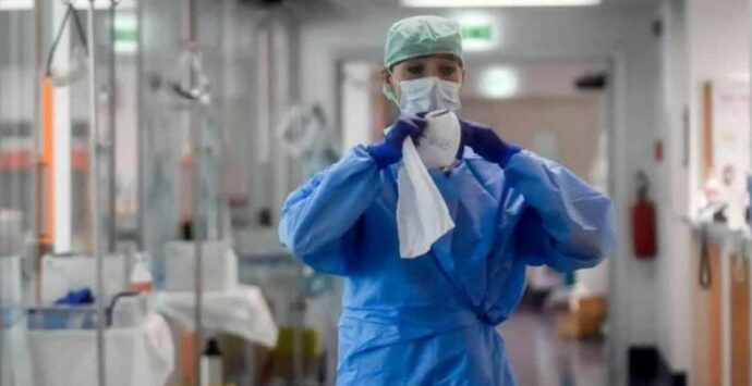 Gli Usa: «Pandemia Covid provocata da una fuga da un laboratorio in Cina»