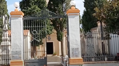 Sospese le concessioni al cimitero di Corigliano e furti al cimitero di Rossano