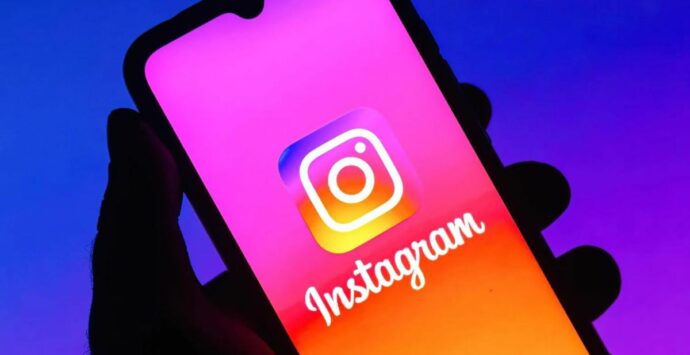 Instagram diventa più sicuro: aggiornate nuove funzioni