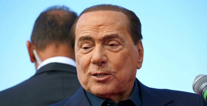 Forza Italia, Berlusconi ai parlamentari: «Cattaneo e Ronzulli capigruppo»