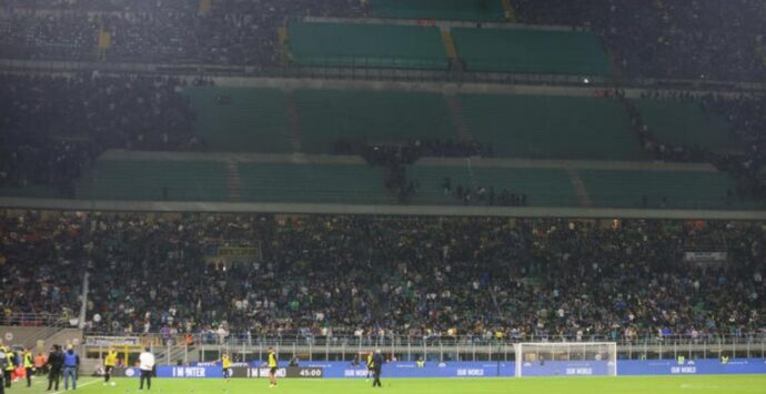 Da Cosenza a San Siro per l’Inter: «Una vergogna, ci hanno cacciato dalla Curva Nord»