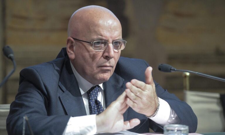 L’ex governatore Oliverio e Aiello assolti dall’accusa di peculato per il Festival di Spoleto