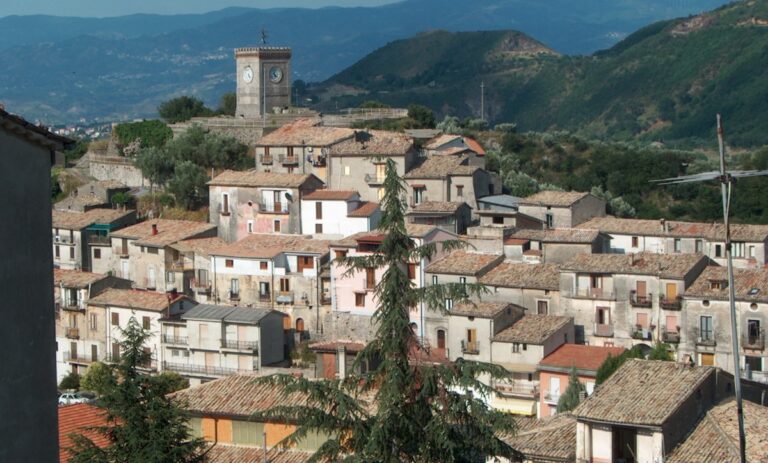 Rifiuti,Mendicino indicata come sito per l’eco-distretto della provincia di Cosenza