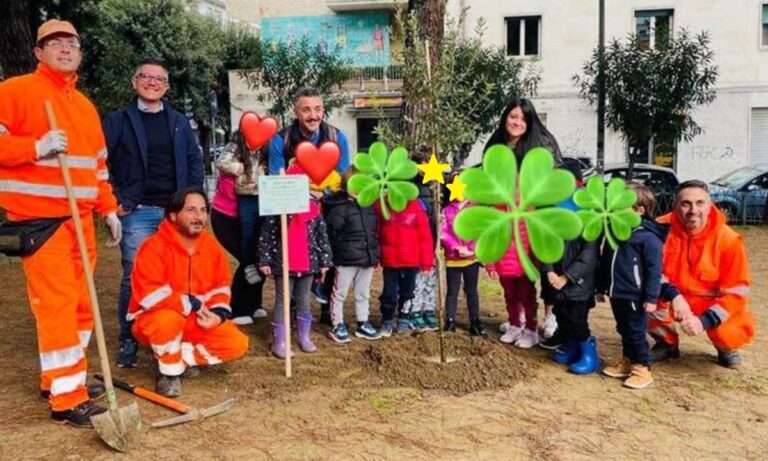 Giornata degli alberi, i piccoli alunni della “Kinder Haus” di Cosenza danno il loro contributo