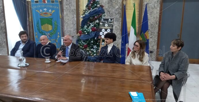 Capodanno triste a Cosenza, dal sindaco stilettate alla Regione | VIDEO