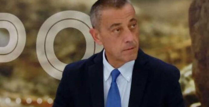 ‘Ndrangheta, ai domiciliari il dirigente regionale Bova: le accuse