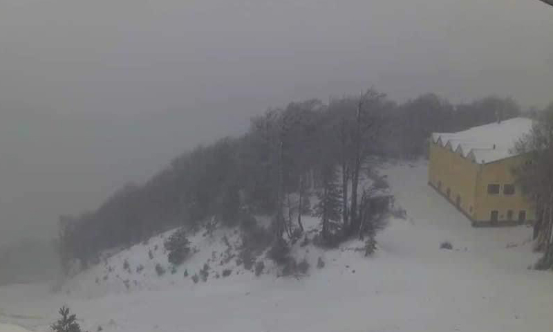Arriva la neve in Sila, ma a Camigliatello sono chiuse le piste da sci