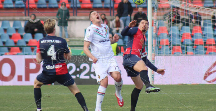 Cosenza-Ternana 0-0: il tabellino del match