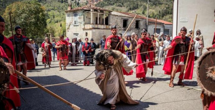 Laino Borgo, ritorna la Giudaica: ad aprile la rappresentazione della Passione di Cristo