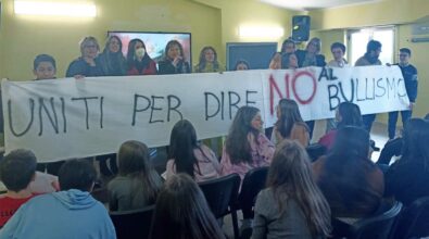 «No al bullismo», il grido degli studenti dell’Istituto “Cornelio” di Rovito
