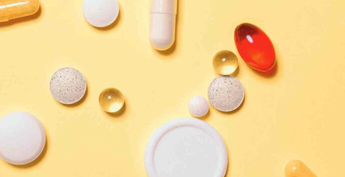 L’Aifa restringe i criteri per la prescrizione della vitamina D: «Nuovi studi escludono benefici nei sani»