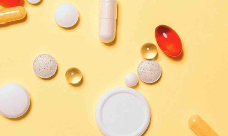 L’Aifa restringe i criteri per la prescrizione della vitamina D: «Nuovi studi escludono benefici nei sani»