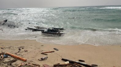 Strage di Cutro, altro corpo restituito dal mare. Le vittime salgono a 93