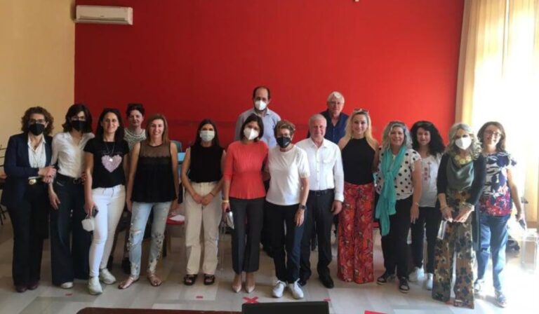 Cosenza, il Liceo “Lucrezia Della Valle” ospita i docenti europei: confronto sulle metodologie didattiche