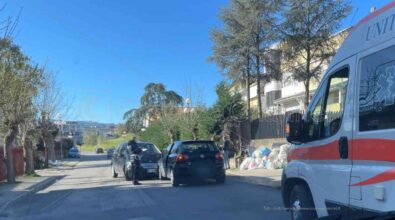 Incidente a Rende, scontro tra due auto a Sant’Agostino. Ambulanza sul posto