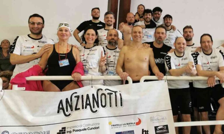 Nuoto, Anzianotti d’argento alla Coppa Fin Calabria 2023