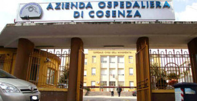 Nuovo ospedale di Cosenza, sul sito di Vaglio Lise pronte le barricate di Palazzo dei Bruzi