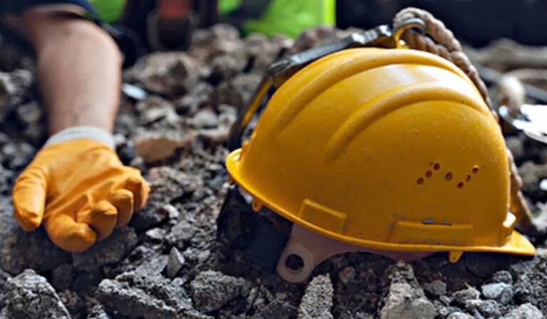 Bari, incidente sul lavoro: 58enne muore folgorato