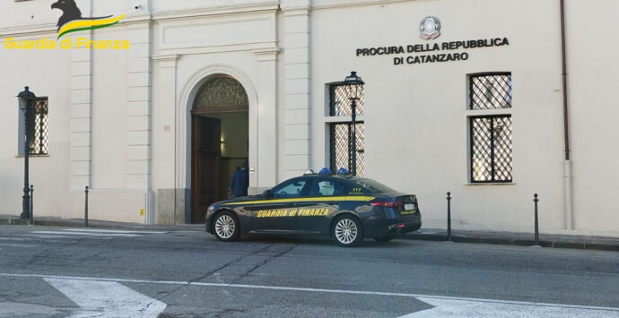 Violenze sessuali al presidio ospedaliero “De Lellis” di Catanzaro. Arrestato infermiere