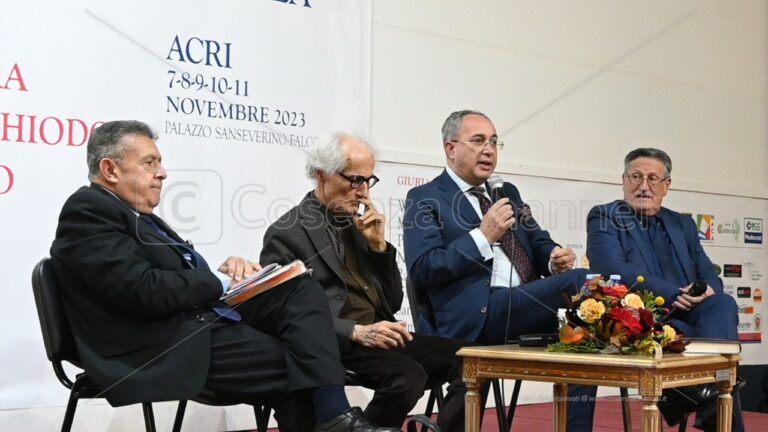 Acri, al Premio Padula la “rivoluzione” del filosofo Luciano Canfora