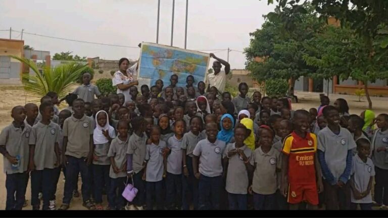 L’istituto di Commenda raccoglie penne e quaderni per i bimbi in Senegal